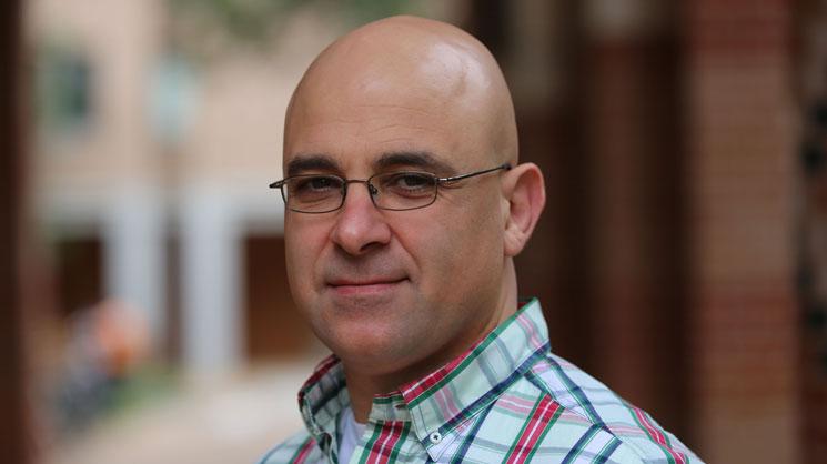 Nakhleh receives Rice’s top teaching award