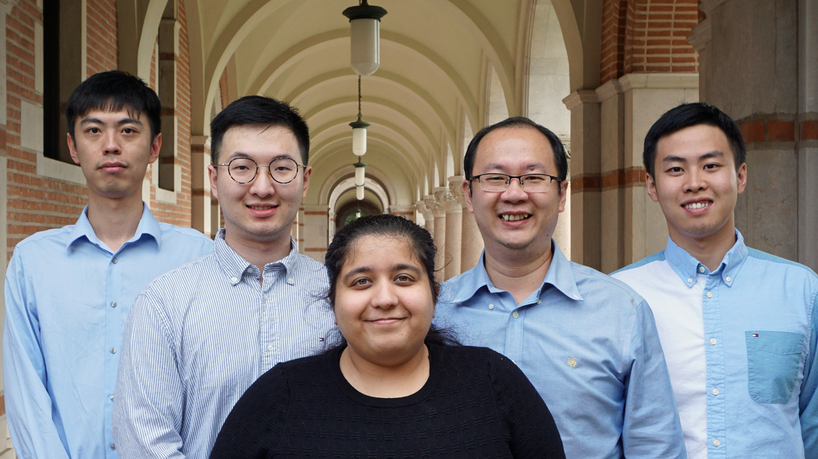 DATA Lab researchers outside on the Rice University campus 