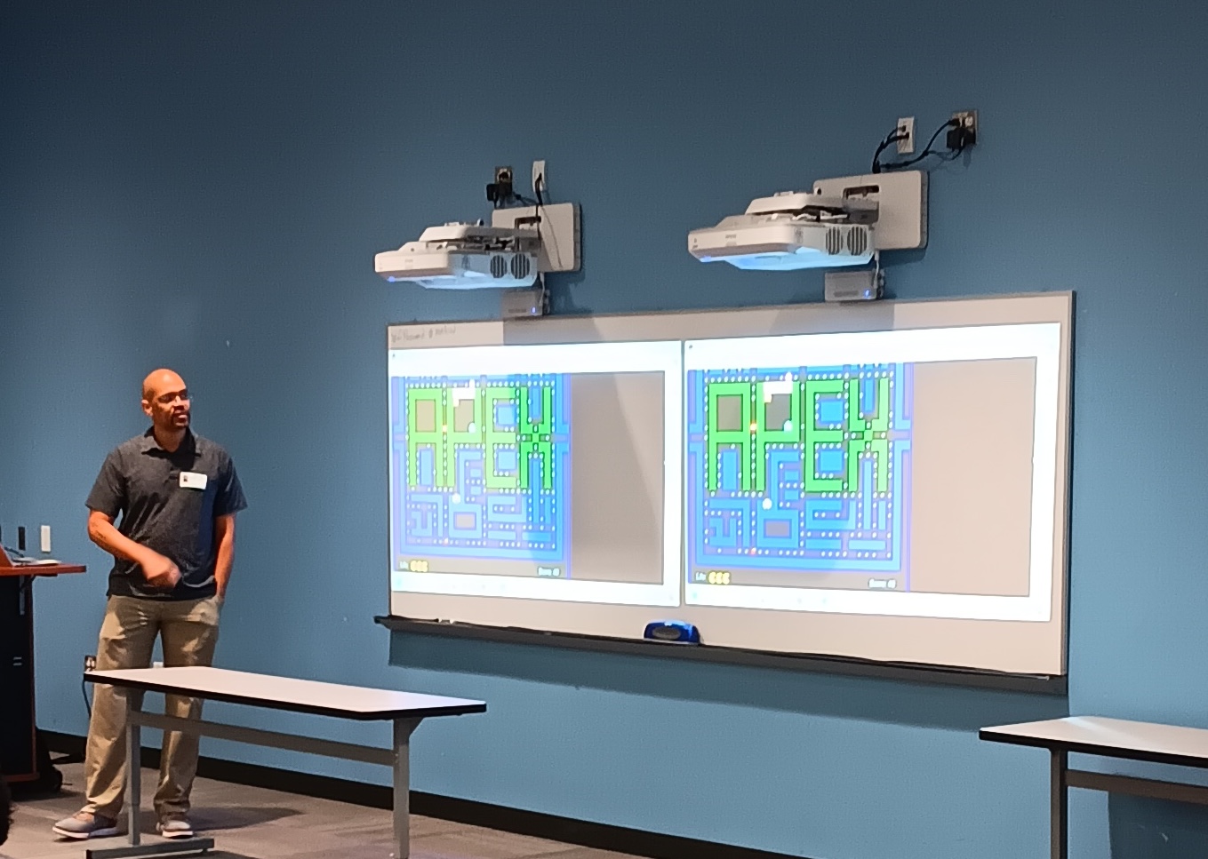 Rice CS faculty member talks JavaScript to high school students